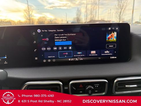New 2026 Nissan Sentra SR w/ SR Premium Package FWD image 18