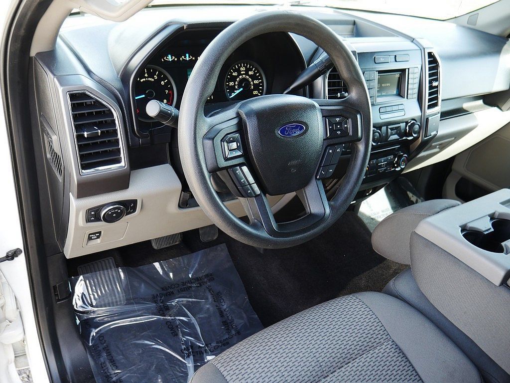 Used 2016 Ford F150 XLT AWD/4WD image 12