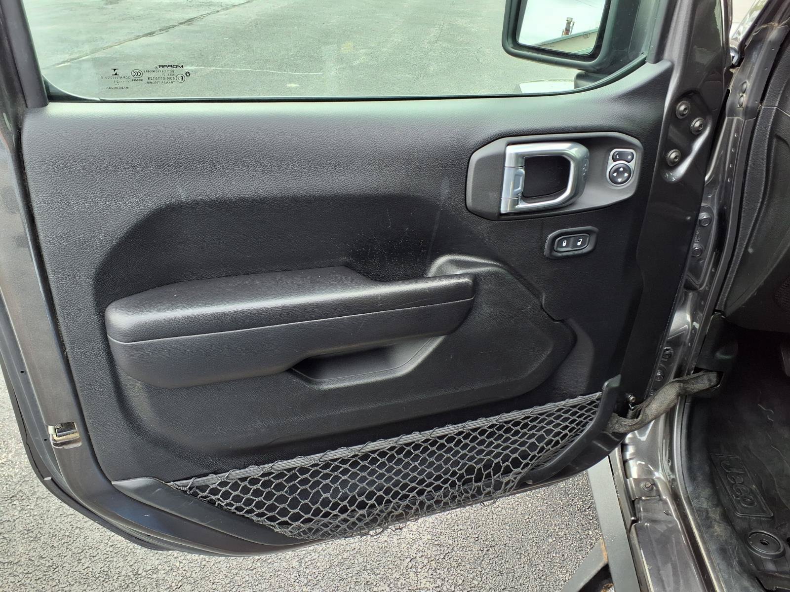 Used 2021 Jeep Gladiator Sport AWD/4WD image 15