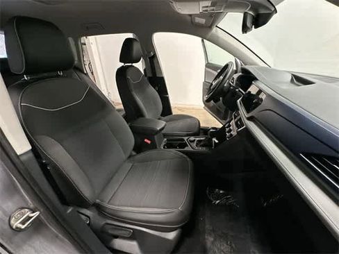 Certified 2023 Volkswagen Taos SE image 21