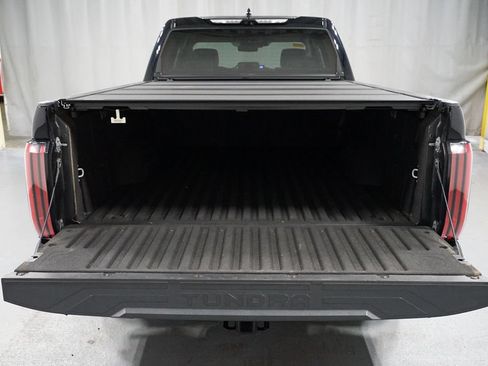Used 2022 Toyota Tundra Limited AWD/4WD image 38