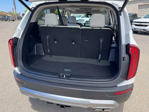 Used 2021 Kia Telluride EX w/ EX Premium Package FWD image 21