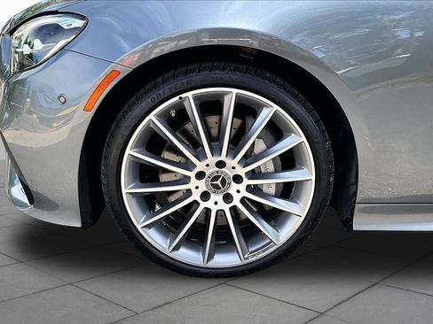 Used 2023 Mercedes-Benz E 450 Cabriolet image 10