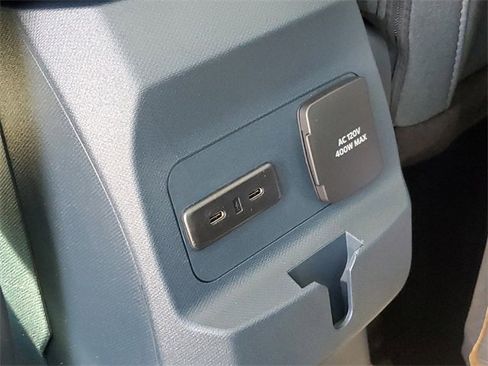 New 2025 Ford Maverick XLT w/ XLT Luxury Package image 30