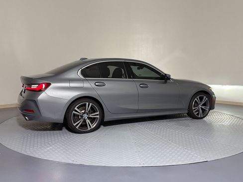 Used 2024 BMW 330i Sedan w/ Convenience Package RWD image 9