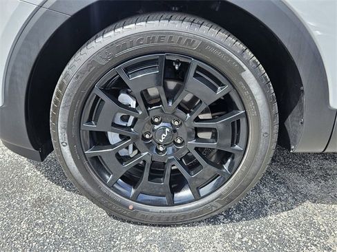 Used 2022 Kia Telluride SX w/ Nightfall Edition Package image 13