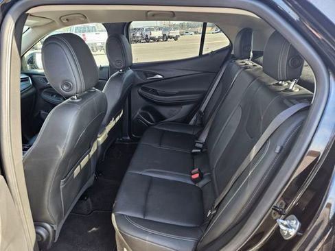 Used 2024 Buick Encore GX Sport Touring image 25