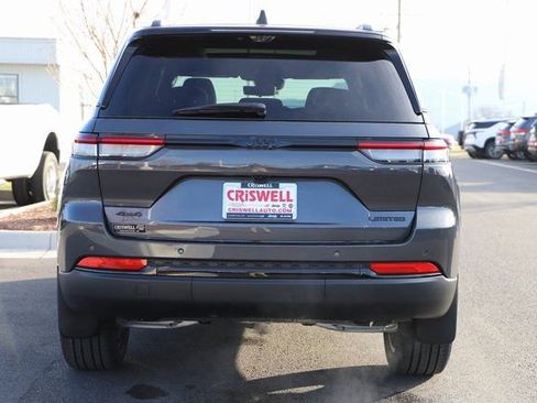 New 2025 Jeep Grand Cherokee Limited w/ Luxury Tech Group II AWD/4WD image 4