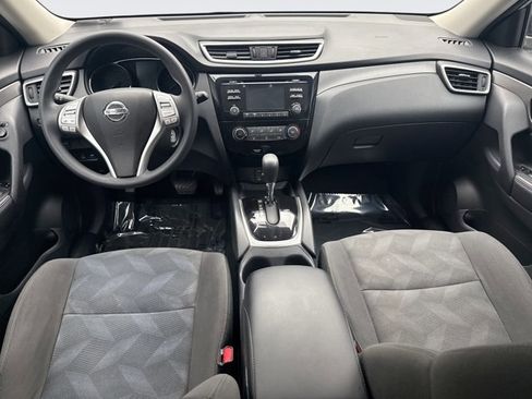 Used 2016 Nissan Rogue S w/ Appearance Package image 14