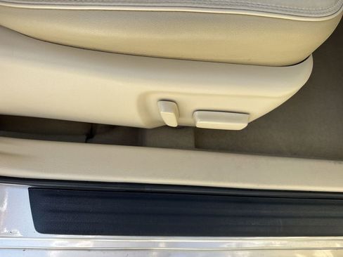 Used 2017 Toyota Camry FWD image 45