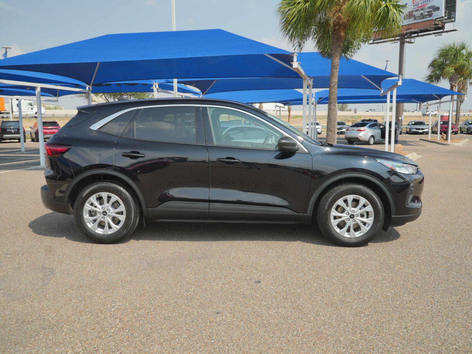 Used 2024 Ford Escape Active FWD image 8