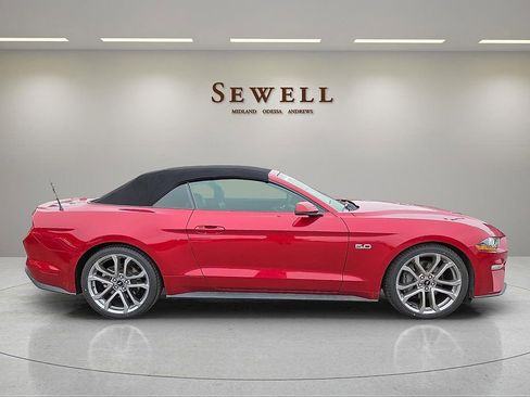 Used 2022 Ford Mustang GT Premium w/ Equipment Group 401A RWD image 5