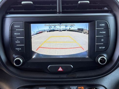 Used 2020 Kia Soul GT-Line FWD image 28