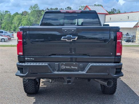 New 2026 Chevrolet Silverado 2500 LTZ w/ LTZ Plus Package AWD/4WD image 4
