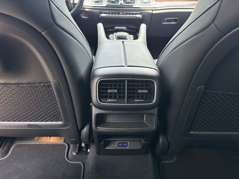 Used 2025 Mercedes-Benz GLE 350 4MATIC image 17
