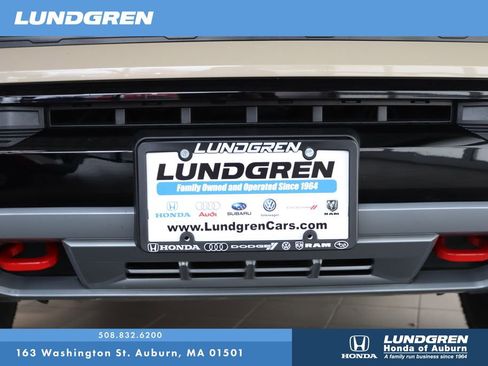 Used 2024 GMC Canyon AT4X image 37