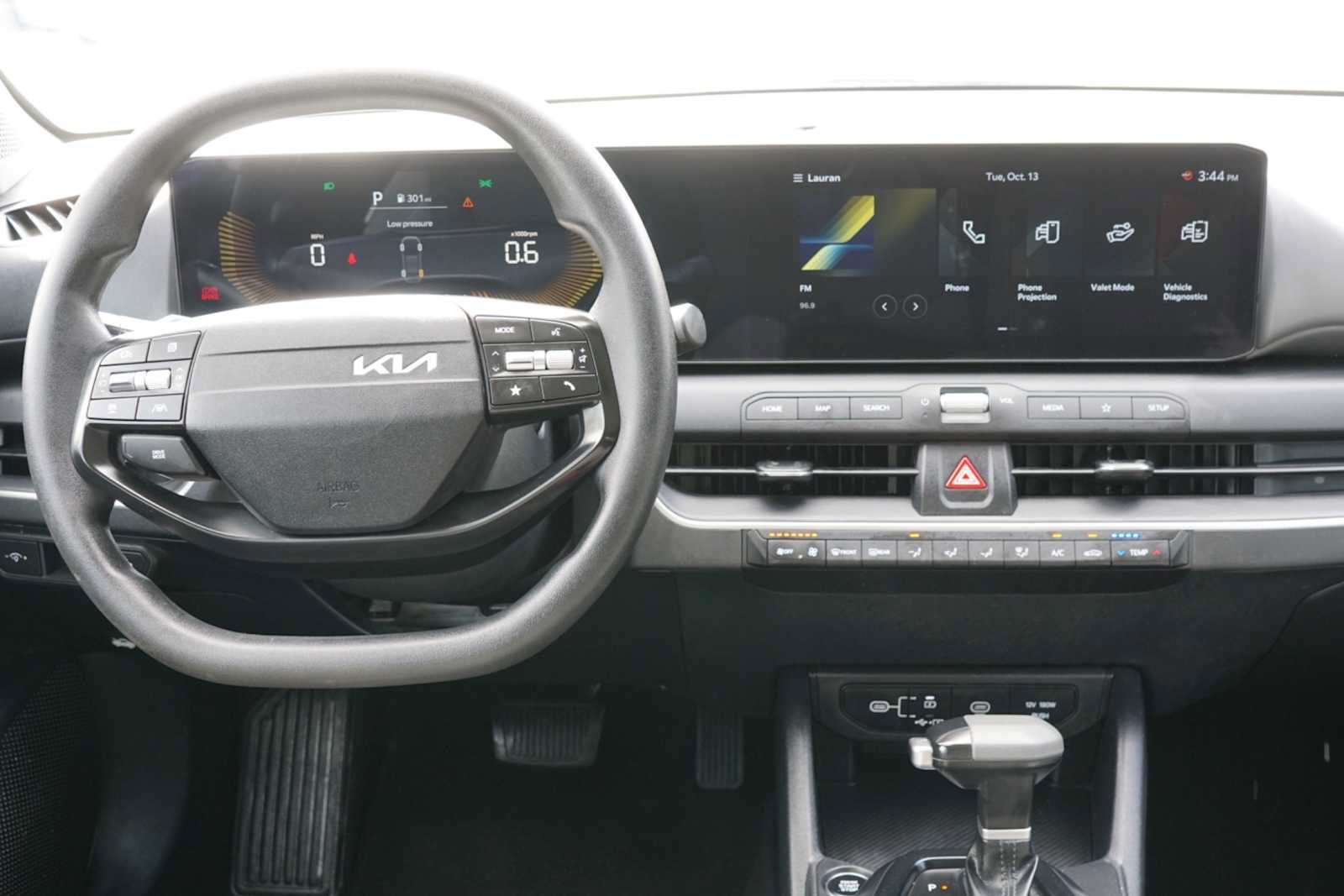 Used 2025 Kia K4 FWD image 21