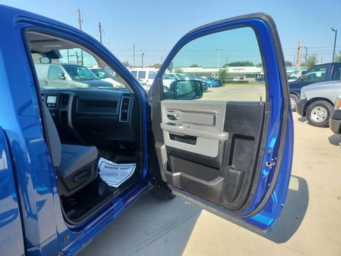 Used 2017 RAM 1500 Tradesman w/ Power & Remote Entry Group image 26