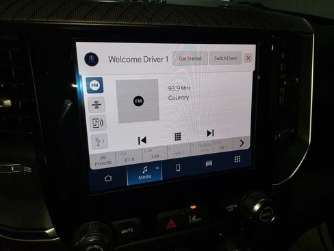 New 2026 RAM 1500 Express AWD/4WD image 22