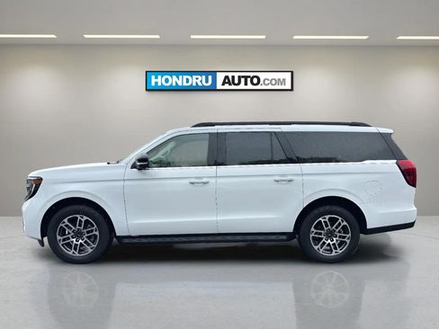 Used 2025 Ford Expedition Max Active AWD/4WD image 5