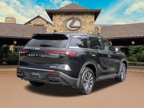 Used 2025 INFINITI QX60 Pure w/ Cargo Package FWD image 2