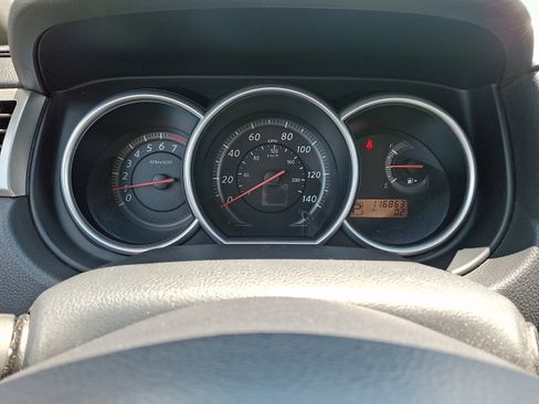 Used 2012 Nissan Versa Hatchback FWD image 19