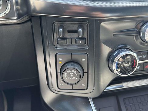 Used 2025 Ford F150 Raptor AWD/4WD image 20