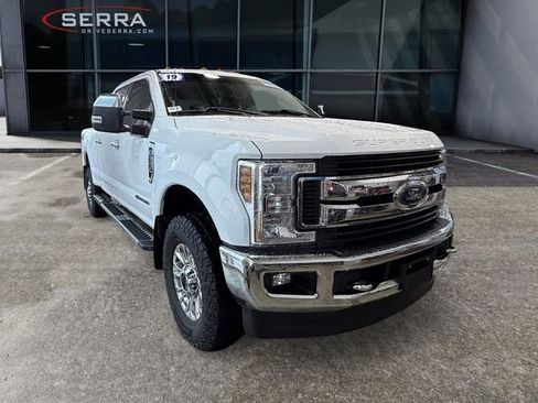 Used 2019 Ford F350 XLT w/ XLT Premium Package AWD/4WD image 5