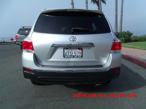 Used 2011 Toyota Highlander Limited image 6