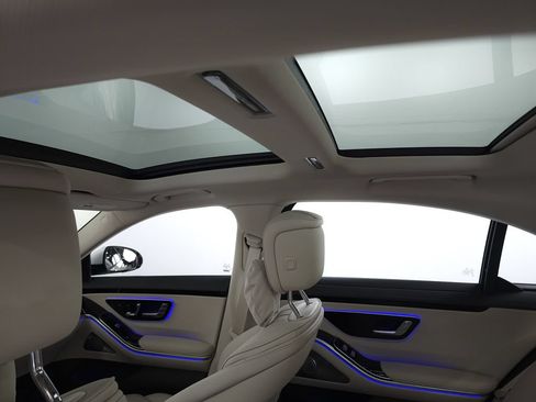 Used 2023 Mercedes-Benz S 500 4MATIC image 27