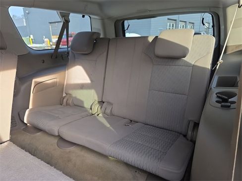 Used 2015 GMC Yukon XL SLE w/ Convenience Package image 24