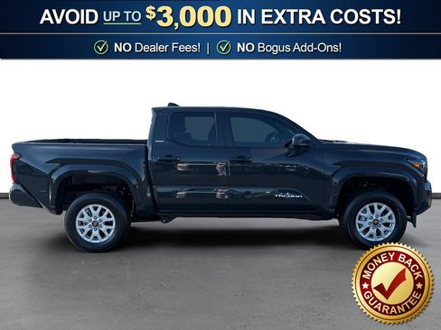 Used 2026 Toyota Tacoma SR5 RWD image 8