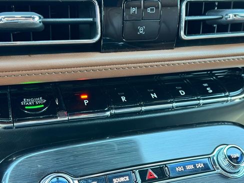 Used 2022 Lincoln Nautilus Reserve w/ Equipment Group 201A image 35