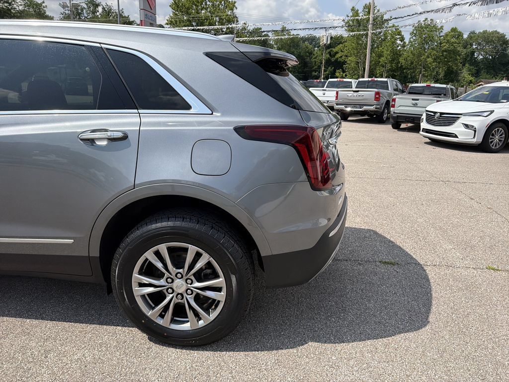 Used 2021 Cadillac XT5 Premium Luxury AWD/4WD image 7