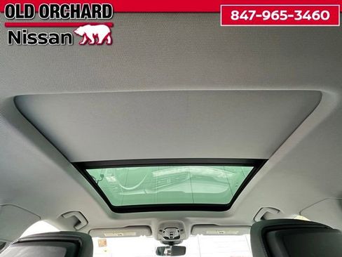 Used 2022 Audi e-tron Premium image 14