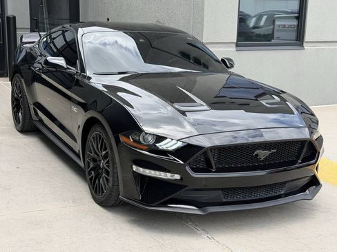 Used 2021 Ford Mustang GT w/ Equipment Group 301A RWD image 7