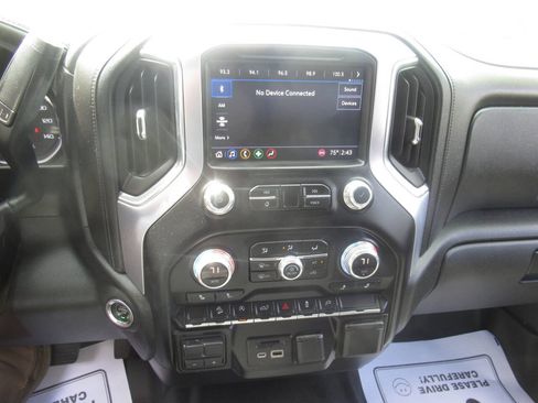 Used 2019 GMC Sierra 1500 SLE w/ SLE Value Package AWD/4WD image 23