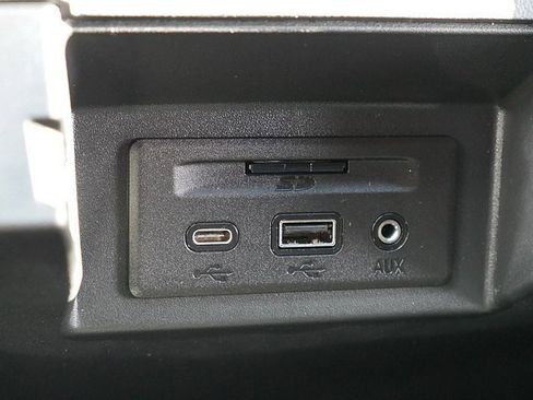 Used 2021 Chevrolet Silverado 2500 High Country w/ Z71 Off-Road Package image 49