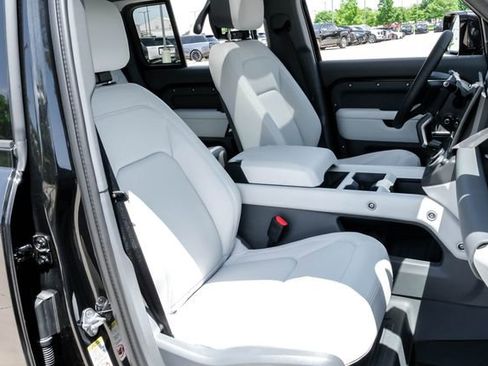 New 2026 Land Rover Defender 110 S AWD/4WD image 37