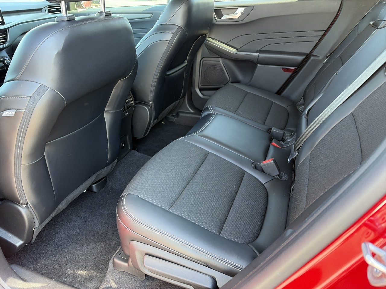 Used 2023 Ford Escape SE FWD image 17