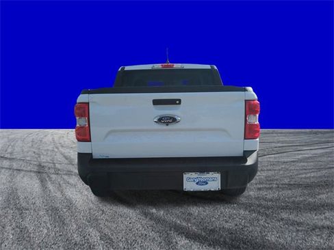 Used 2024 Ford Maverick XL image 5