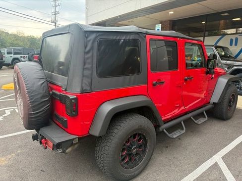 Used 2017 Jeep Wrangler Unlimited Sport w/ Quick Order Package 24S AWD/4WD image 5