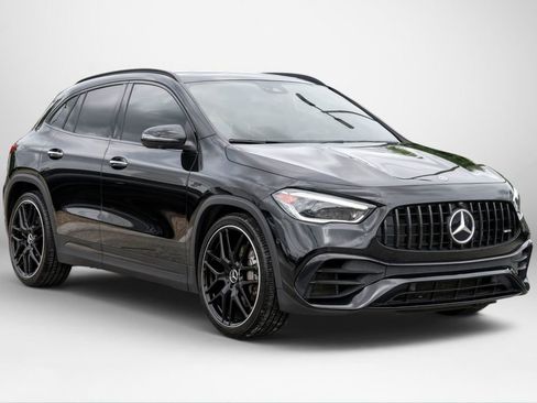 Used 2022 Mercedes-Benz GLA 45 AMG 4MATIC w/ Parking Assistance Package image 4