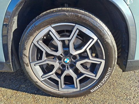 Used 2025 BMW X1 xDrive28i w/ Technology Package image 8