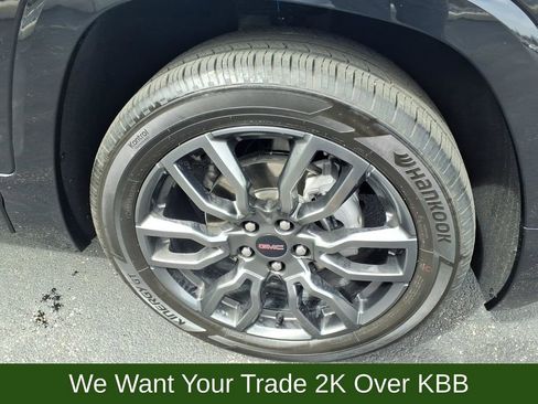 Used 2024 GMC Terrain Denali w/ Black Diamond Edition image 32