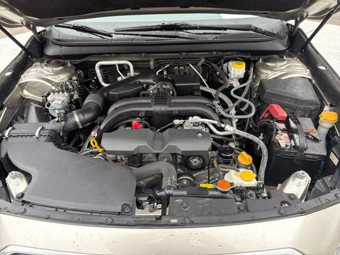 Used 2018 Subaru Outback 2.5i Limited image 18
