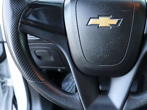 Used 2020 Chevrolet Trax LS FWD image 51