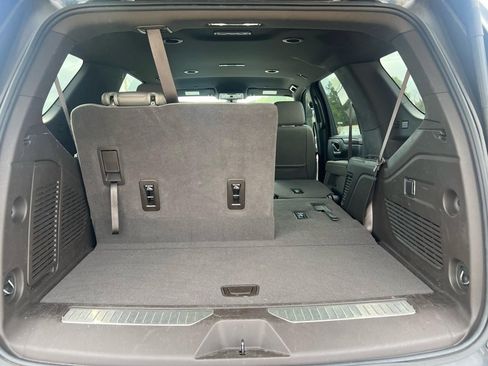 Used 2022 Chevrolet Tahoe Z71 image 7