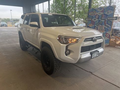 Used 2023 Toyota 4Runner TRD Off-Road Premium w/ Off Road Premium Plus Package image 2
