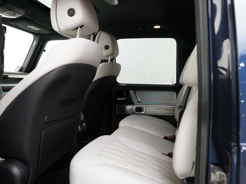 Used 2025 Mercedes-Benz G 550 image 16